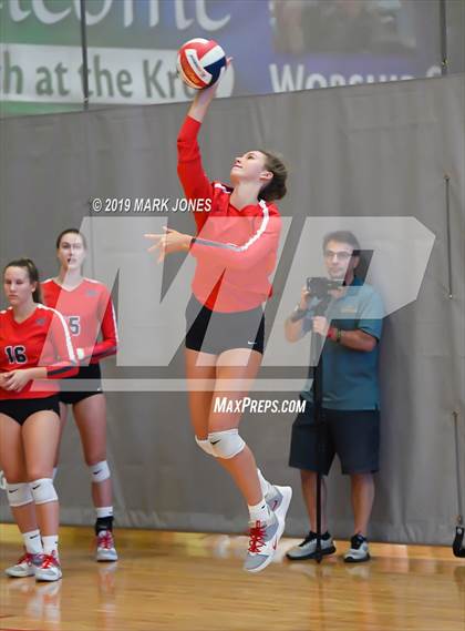 Thumbnail 3 in Mater Dei vs. Marymount (Nike Tournament of Champions) photogallery.