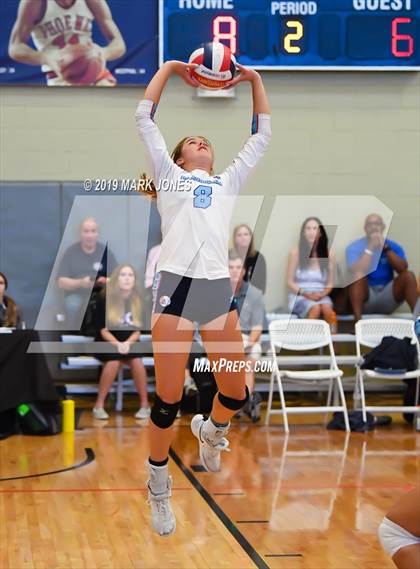 Thumbnail 3 in Mater Dei vs. Marymount (Nike Tournament of Champions) photogallery.
