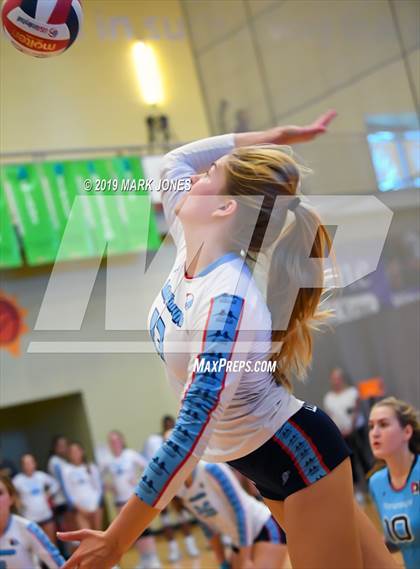 Thumbnail 2 in Mater Dei vs. Marymount (Nike Tournament of Champions) photogallery.