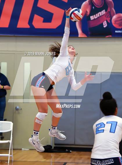 Thumbnail 2 in Mater Dei vs. Marymount (Nike Tournament of Champions) photogallery.