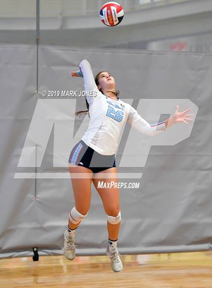 Thumbnail 1 in Mater Dei vs. Marymount (Nike Tournament of Champions) photogallery.