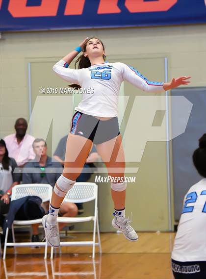 Thumbnail 3 in Mater Dei vs. Marymount (Nike Tournament of Champions) photogallery.