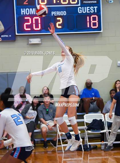 Thumbnail 3 in Mater Dei vs. Marymount (Nike Tournament of Champions) photogallery.