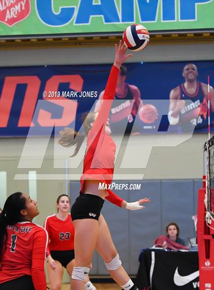 Thumbnail 2 in Mater Dei vs. Marymount (Nike Tournament of Champions) photogallery.