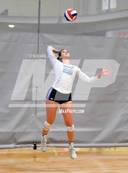 Thumbnail 3 in Mater Dei vs. Marymount (Nike Tournament of Champions) photogallery.