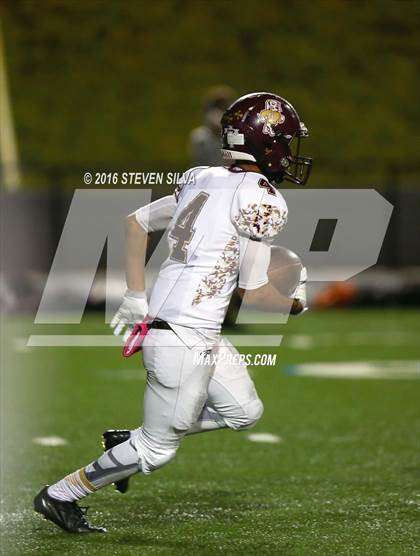 Thumbnail 2 in Point Loma vs. St. Augustine (CIF SDS D1 Quarterfinal) photogallery.