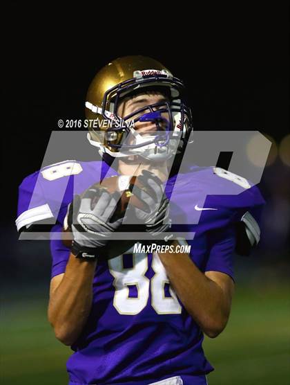 Thumbnail 3 in Point Loma vs. St. Augustine (CIF SDS D1 Quarterfinal) photogallery.