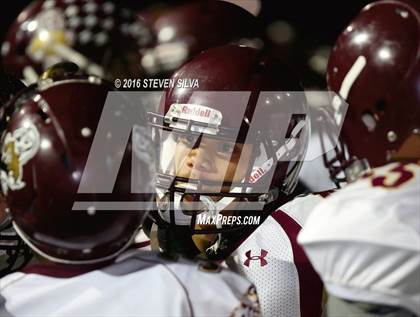 Thumbnail 2 in Point Loma vs. St. Augustine (CIF SDS D1 Quarterfinal) photogallery.