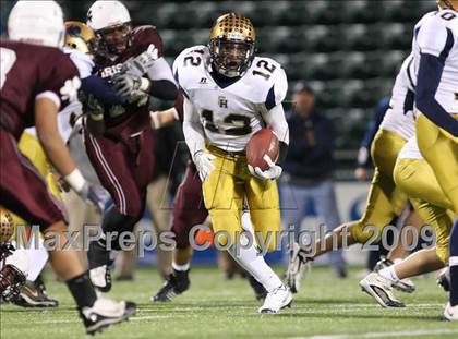 Thumbnail 3 in Aquinas Institute vs. Sweet Home (NYSPHSAA Class A Quarterfinal) photogallery.
