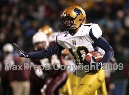 Thumbnail 2 in Aquinas Institute vs. Sweet Home (NYSPHSAA Class A Quarterfinal) photogallery.