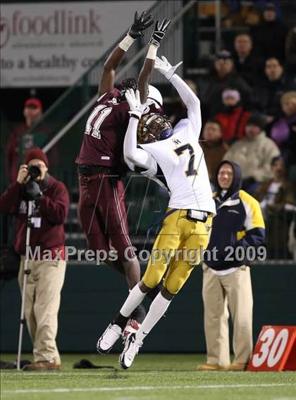 Thumbnail 3 in Aquinas Institute vs. Sweet Home (NYSPHSAA Class A Quarterfinal) photogallery.