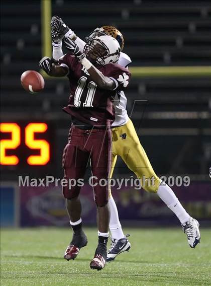 Thumbnail 1 in Aquinas Institute vs. Sweet Home (NYSPHSAA Class A Quarterfinal) photogallery.
