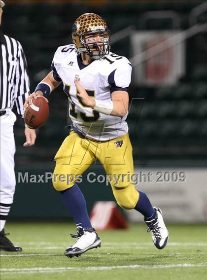 Thumbnail 2 in Aquinas Institute vs. Sweet Home (NYSPHSAA Class A Quarterfinal) photogallery.