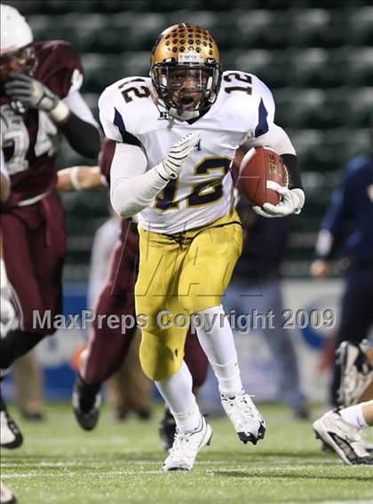 Thumbnail 2 in Aquinas Institute vs. Sweet Home (NYSPHSAA Class A Quarterfinal) photogallery.