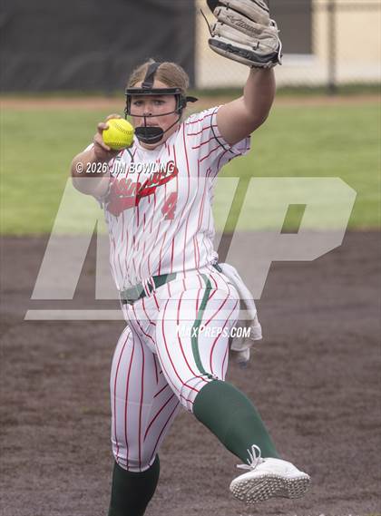 Thumbnail 2 in Effingham @ Champaign Central photogallery.