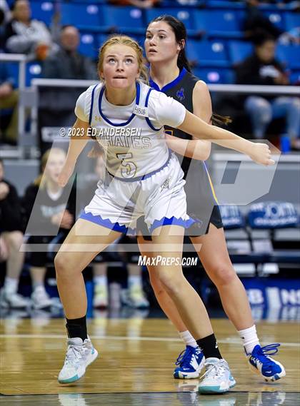 Thumbnail 3 in Moapa Valley vs. Lowry (NIAA 3A State Semifinals) photogallery.