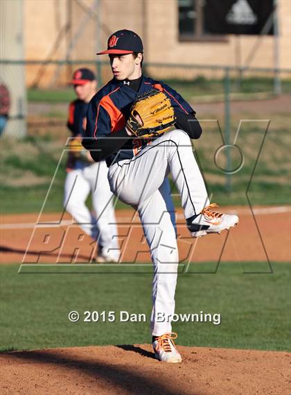 Thumbnail 2 in Gibbs vs. William Blount photogallery.