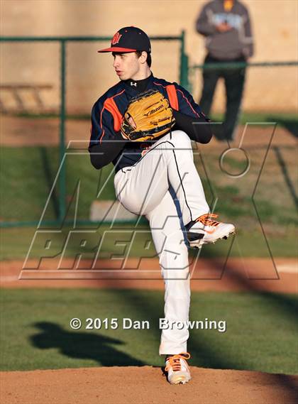 Thumbnail 1 in Gibbs vs. William Blount photogallery.