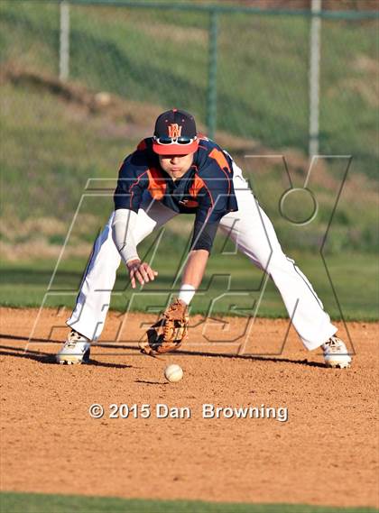 Thumbnail 1 in Gibbs vs. William Blount photogallery.