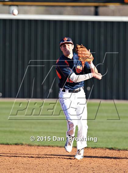 Thumbnail 3 in Gibbs vs. William Blount photogallery.