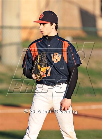 Thumbnail 3 in Gibbs vs. William Blount photogallery.