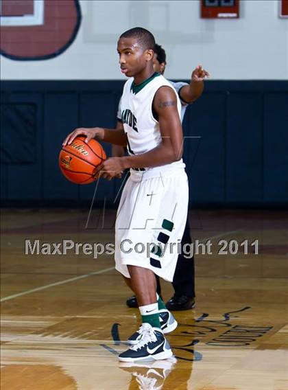 Thumbnail 1 in Mayde Creek vs. Memorial (McDonald's Texas Invitational) photogallery.