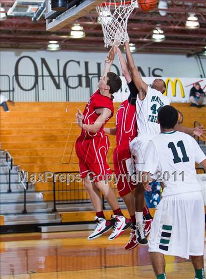 Thumbnail 3 in Mayde Creek vs. Memorial (McDonald's Texas Invitational) photogallery.