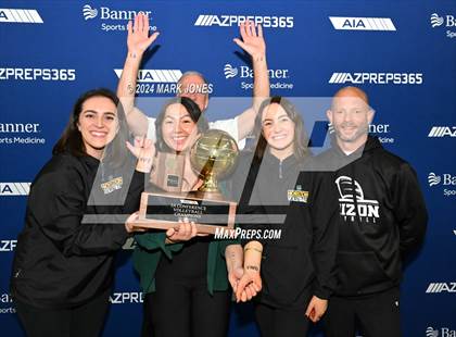 Thumbnail 1 in Horizon vs. Sunrise Mountain (AIA 5A Final - Awards) photogallery.