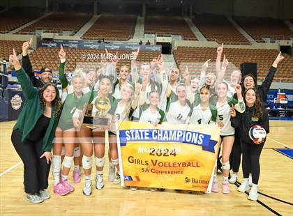 Thumbnail 1 in Horizon vs. Sunrise Mountain (AIA 5A Final - Awards) photogallery.