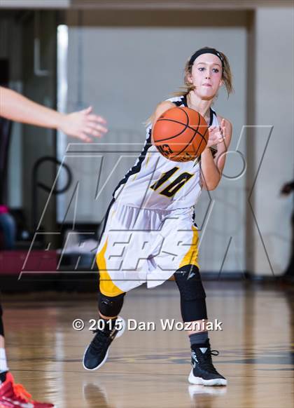 Thumbnail 1 in Bellevue vs. Petrolia (Fantasy of lights) photogallery.
