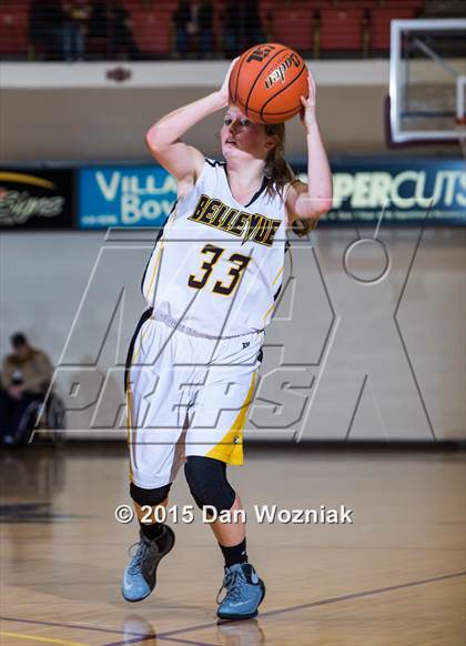 Thumbnail 1 in Bellevue vs. Petrolia (Fantasy of lights) photogallery.