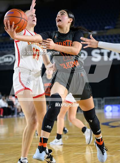 Thumbnail 1 in Kamiakin vs. Davis (WIAA 3A Quarterfinals) photogallery.