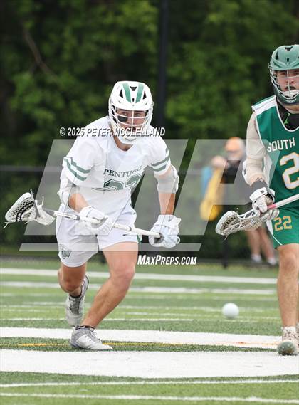 Thumbnail 1 in Pentucket Regional vs South Shore Vo-Tech (MIAA Division 4 Round of 32) photogallery.