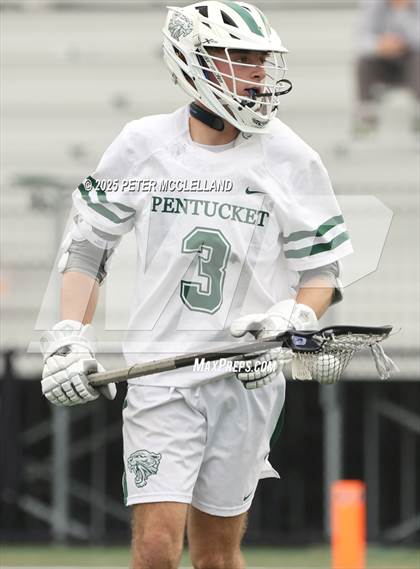 Thumbnail 2 in Pentucket Regional vs South Shore Vo-Tech (MIAA Division 4 Round of 32) photogallery.