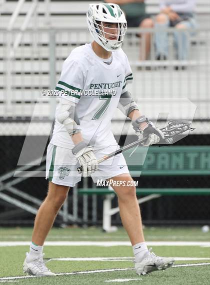 Thumbnail 2 in Pentucket Regional vs South Shore Vo-Tech (MIAA Division 4 Round of 32) photogallery.