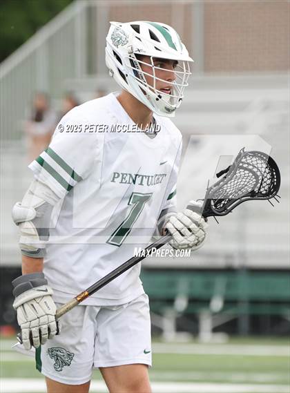 Thumbnail 3 in Pentucket Regional vs South Shore Vo-Tech (MIAA Division 4 Round of 32) photogallery.