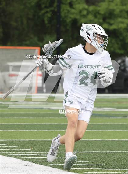 Thumbnail 3 in Pentucket Regional vs South Shore Vo-Tech (MIAA Division 4 Round of 32) photogallery.