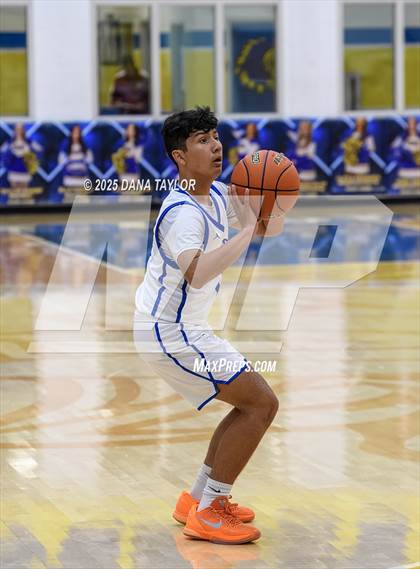 Thumbnail 3 in JV: Santo @ Huckabay photogallery.