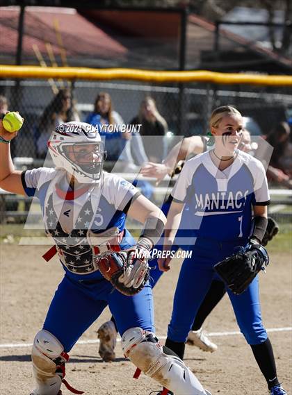 Thumbnail 3 in Genesee @ Orofino photogallery.