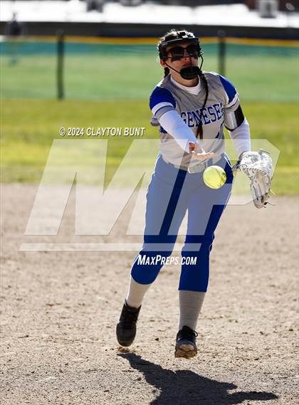 Thumbnail 2 in Genesee @ Orofino photogallery.