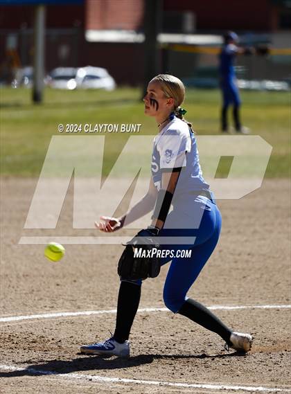 Thumbnail 2 in Genesee @ Orofino photogallery.
