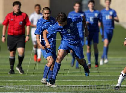 Thumbnail 3 in Westlake vs. Round Rock (Georgetown Governor's Cup) photogallery.
