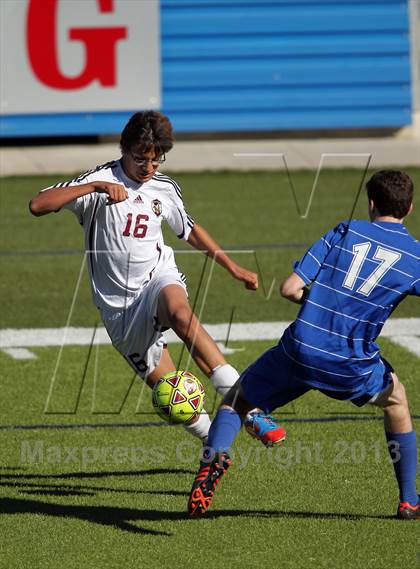 Thumbnail 2 in Westlake vs. Round Rock (Georgetown Governor's Cup) photogallery.