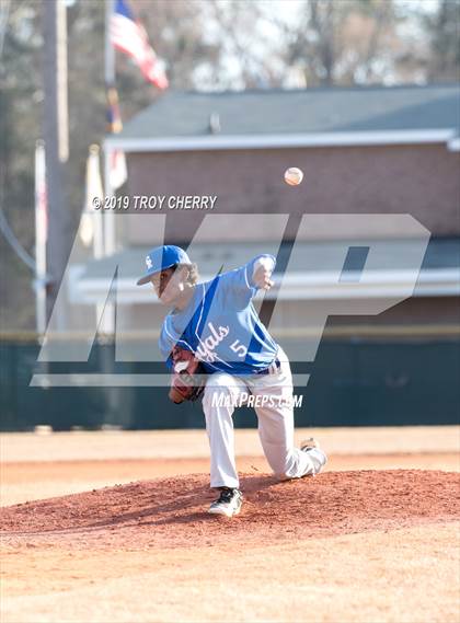 Thumbnail 2 in Carolina Royals @ Carmel Christian photogallery.