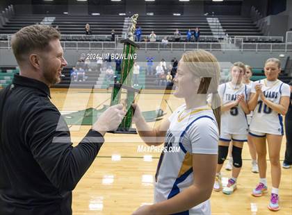 Thumbnail 1 in LeRoy vs. Maroa-Forsyth photogallery.