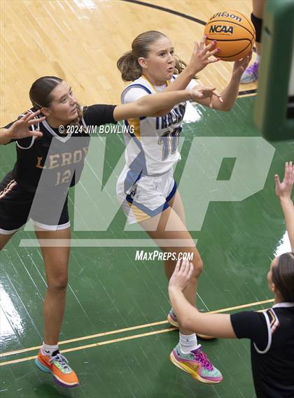 Thumbnail 3 in LeRoy vs. Maroa-Forsyth photogallery.