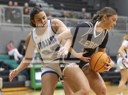 Thumbnail 1 in LeRoy vs. Maroa-Forsyth photogallery.
