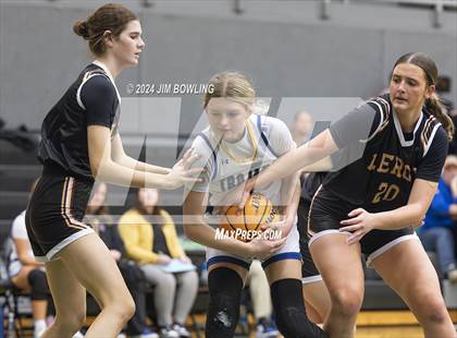 Thumbnail 1 in LeRoy vs. Maroa-Forsyth photogallery.