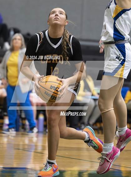 Thumbnail 3 in LeRoy vs. Maroa-Forsyth photogallery.