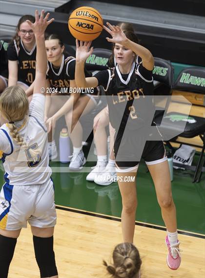 Thumbnail 1 in LeRoy vs. Maroa-Forsyth photogallery.